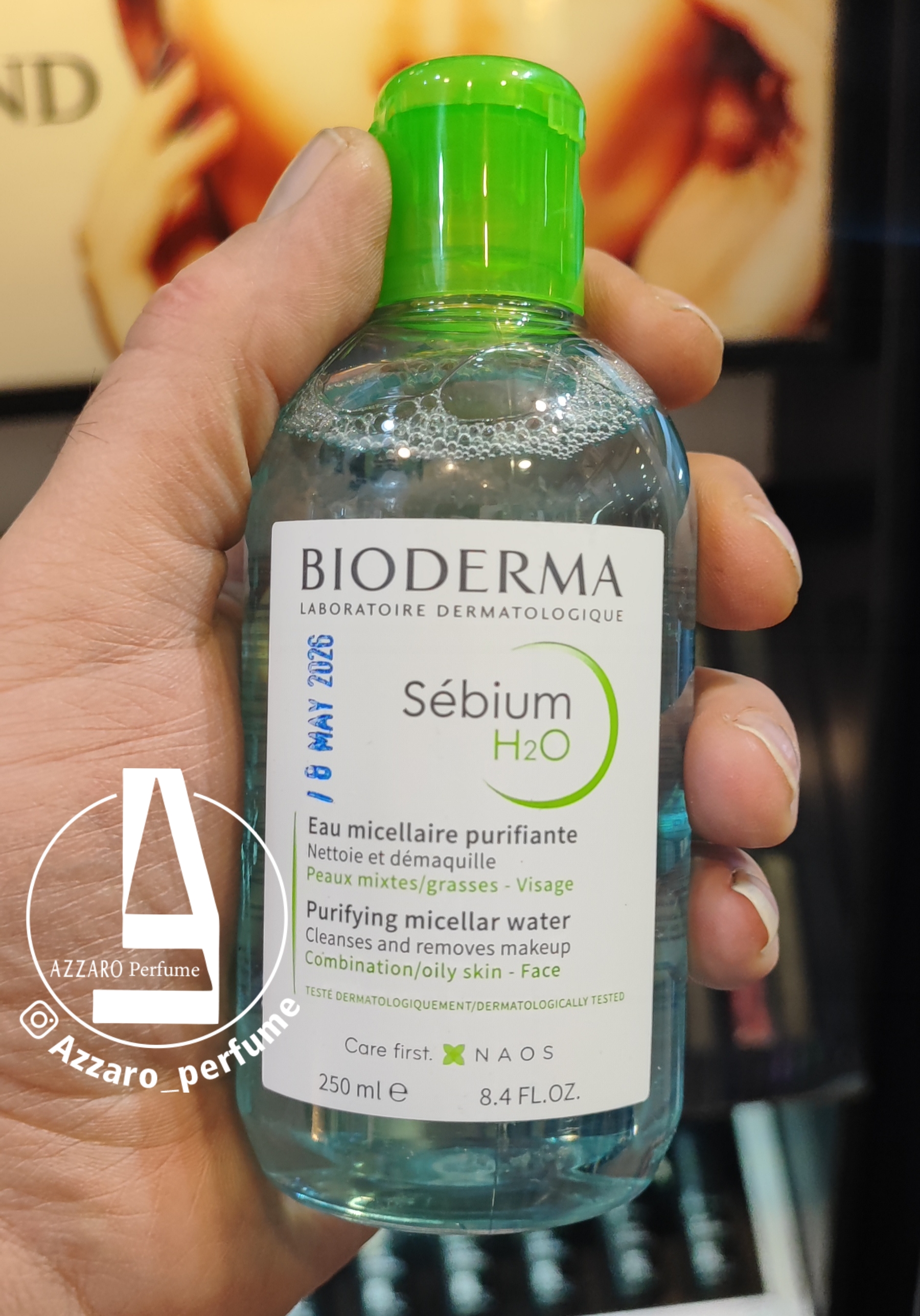 محلول میسلار پاک کننده آرایش و آلودگی صورت Sebium H2O حجم 250 میلی لیتر بایودرما پوست چرب-فروشگاه اینترنتی آرایشی بهداشتی آزارو