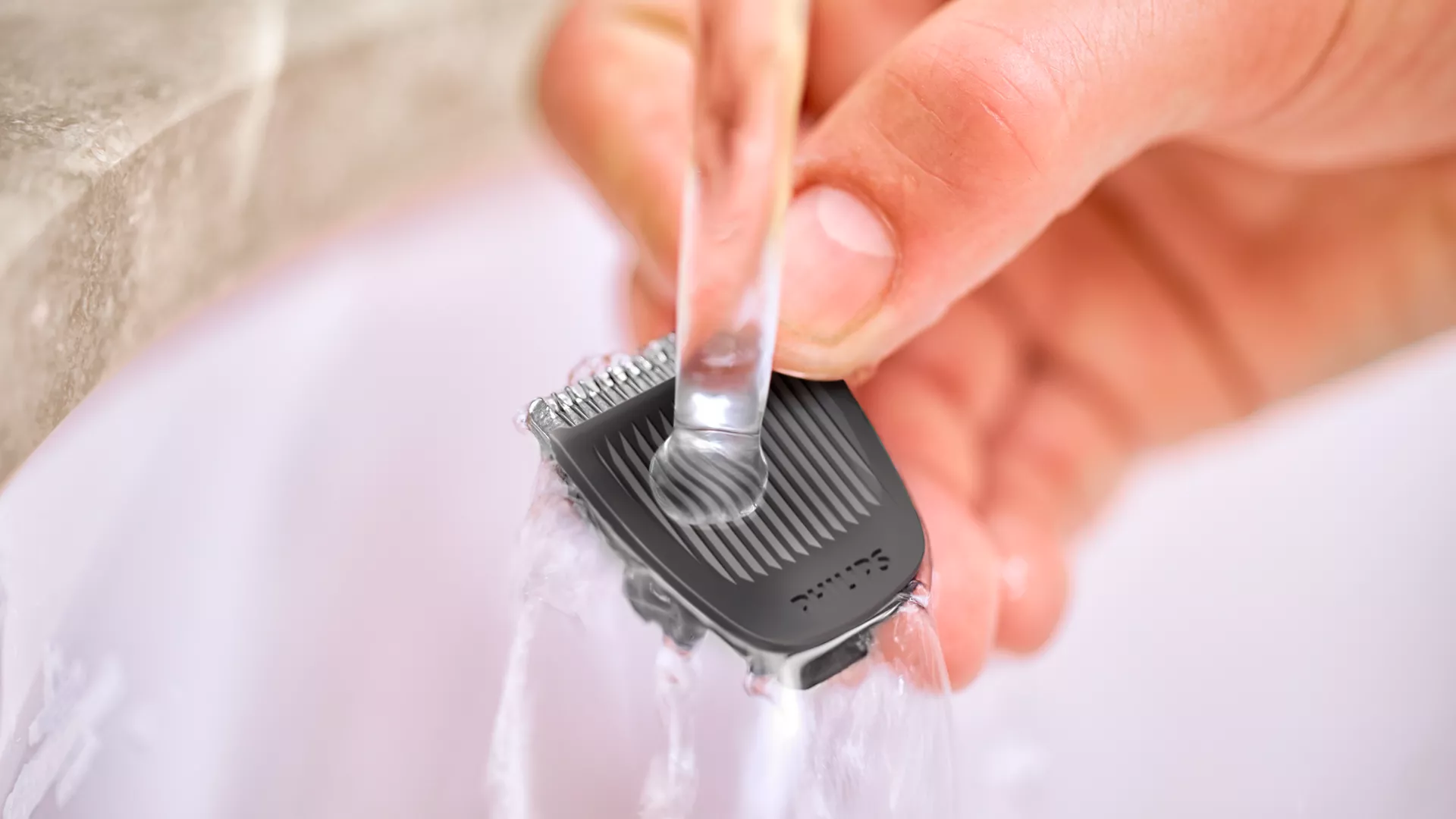 ست اصلاح فیلیپس مدل MG3720/33-فروشگاه آرایشی و بهداشتی آزارو در شیراز