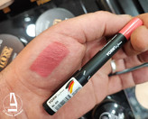 رژ لب مدادی یورن YORN شماره 409-فروشگاه اینترنتی آرایشی و بهداشتی آزارو در شیراز