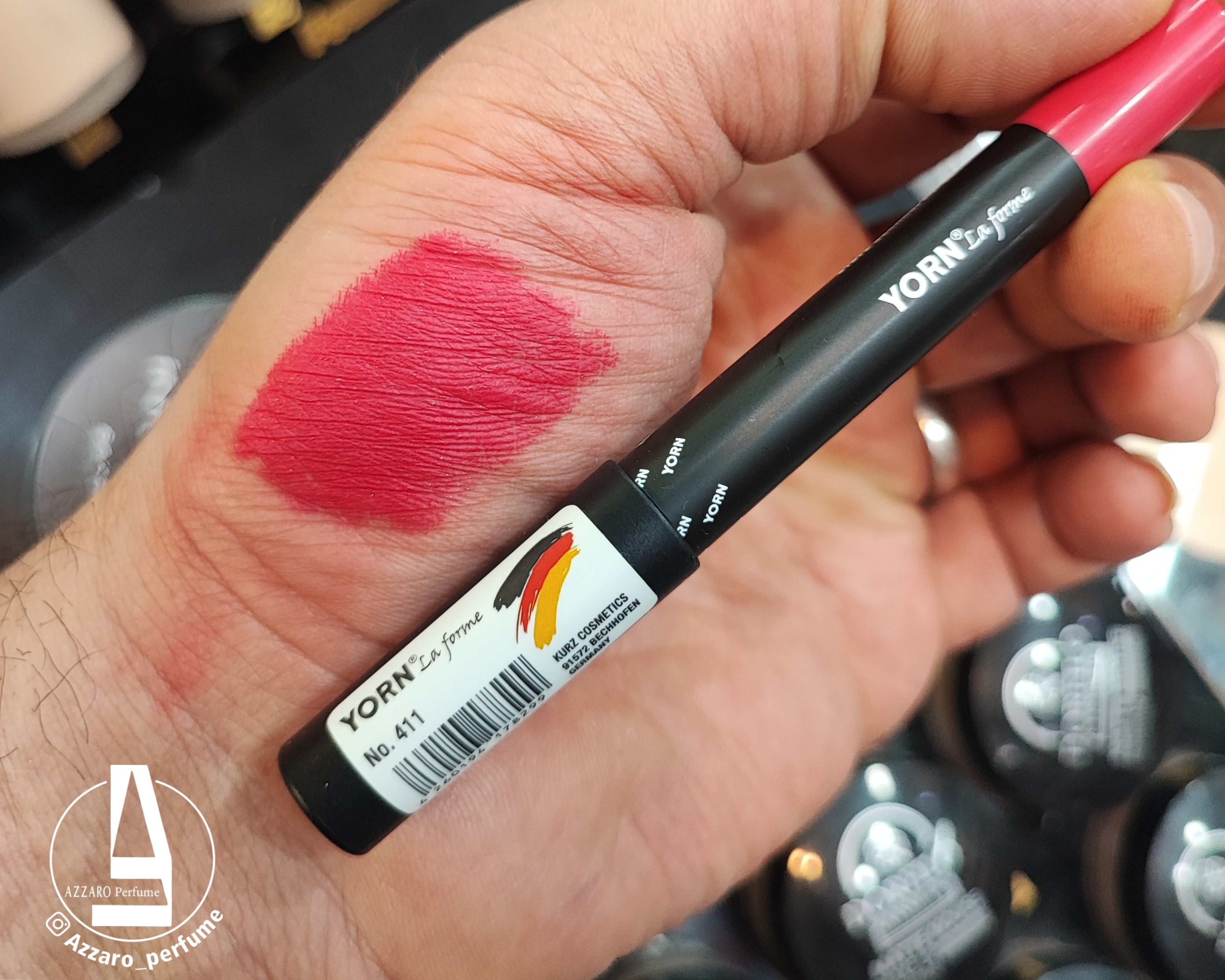 رژ لب مدادی یورن YORN شماره 411-فروشگاه اینترنتی آرایشی و بهداشتی آزارو در شیراز
